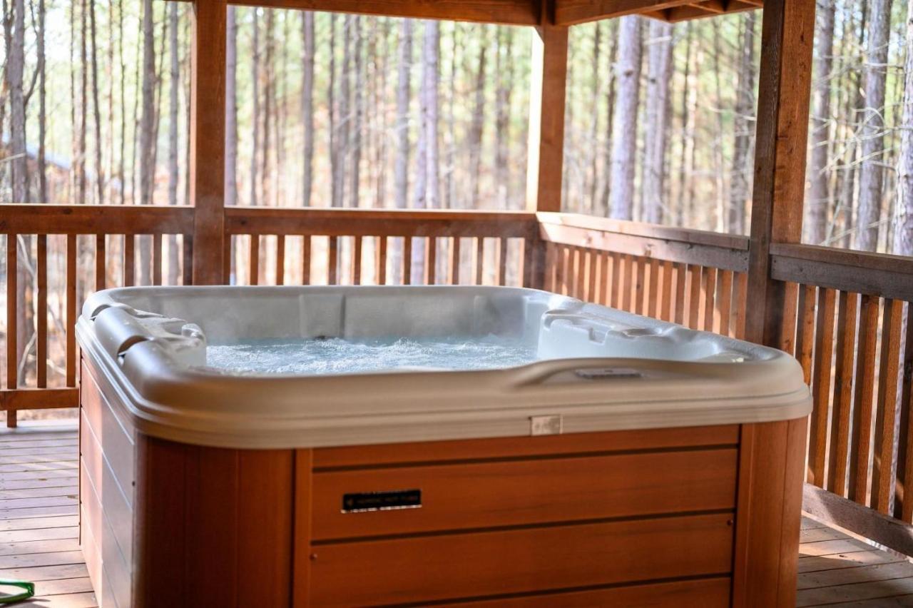 Large Luxury 2Br Cabin W Hot Tub Double Trouble Was Designed For Fun Comfort And Memories Minutes From Buzzling Hochatown And Beautiful Beaver Bend State Park Broken Bow Εξωτερικό φωτογραφία