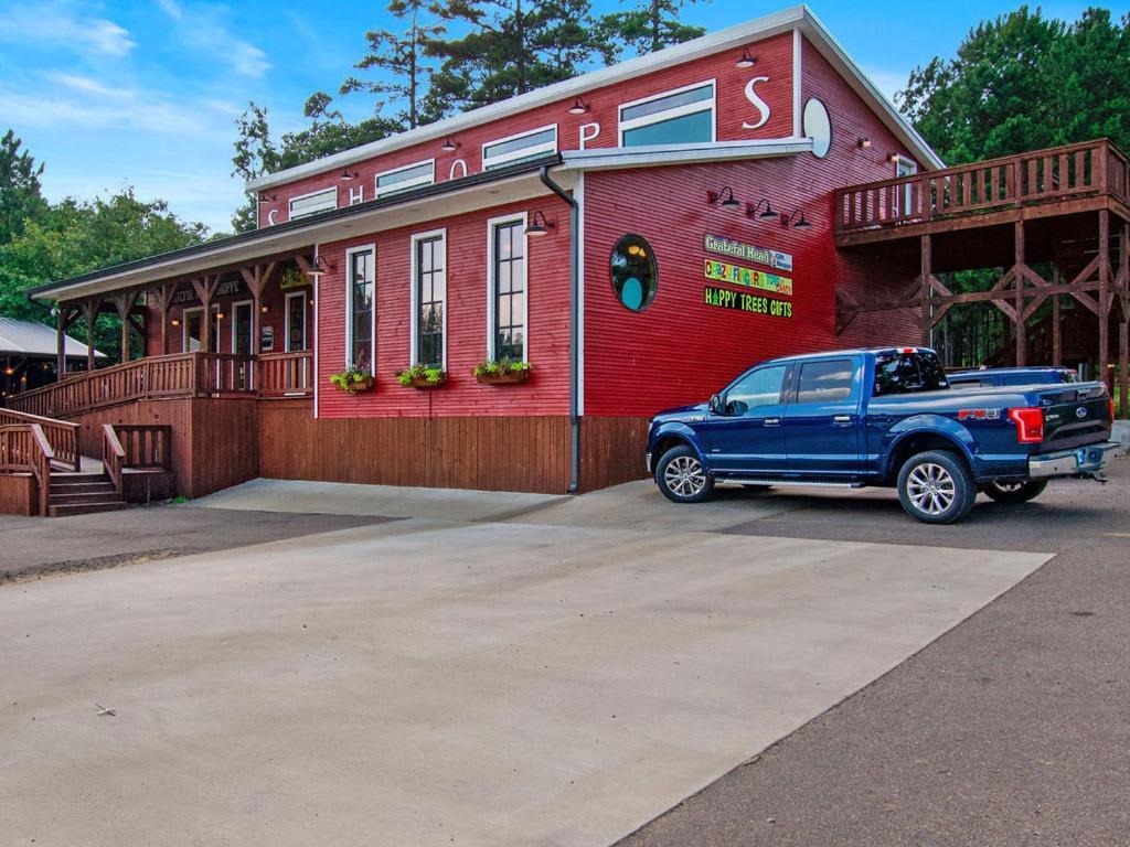 Large Luxury 2Br Cabin W Hot Tub Double Trouble Was Designed For Fun Comfort And Memories Minutes From Buzzling Hochatown And Beautiful Beaver Bend State Park Broken Bow Εξωτερικό φωτογραφία