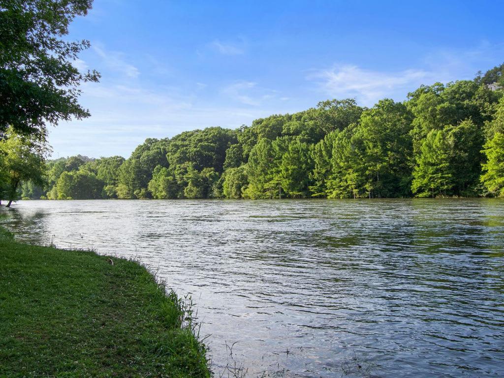 Large Luxury 2Br Cabin W Hot Tub Double Trouble Was Designed For Fun Comfort And Memories Minutes From Buzzling Hochatown And Beautiful Beaver Bend State Park Broken Bow Εξωτερικό φωτογραφία